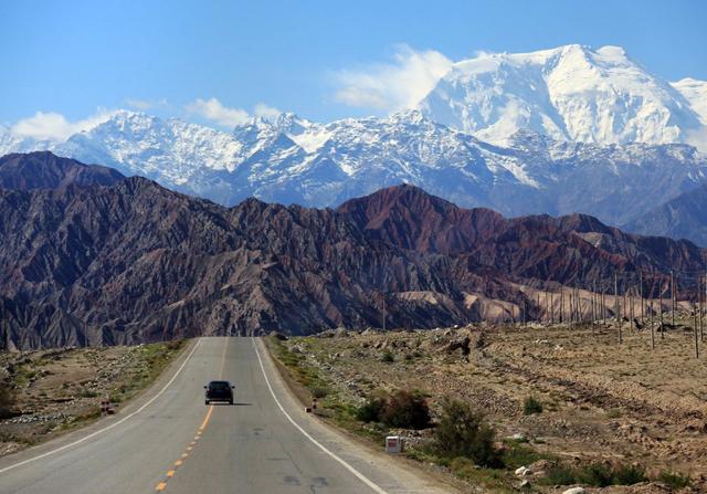 中巴关系为何这么铁？细扒中巴关系的历史渊源，和印度有很大关系