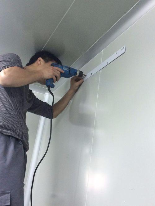 墙上又开孔又装小软管，这种新风系统很少人知道！不落灰还便宜！