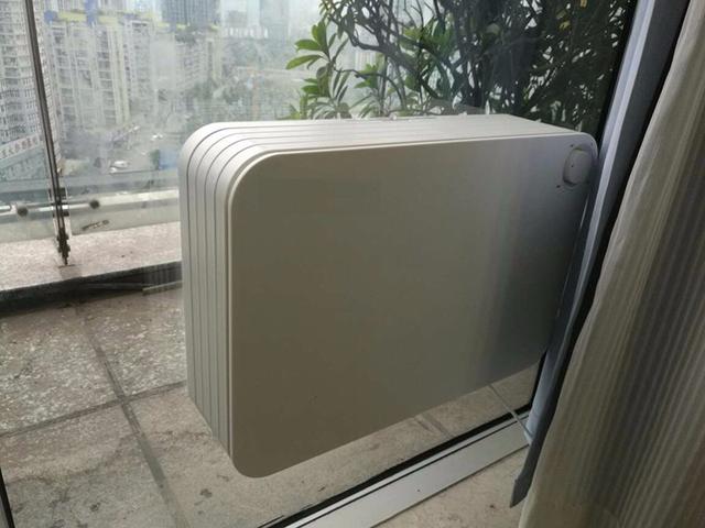 墙上又开孔又装小软管，这种新风系统很少人知道！不落灰还便宜！