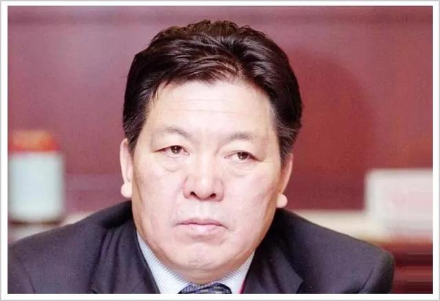 22岁接班，10余年输光家业，他可能是中国最惨的富二代