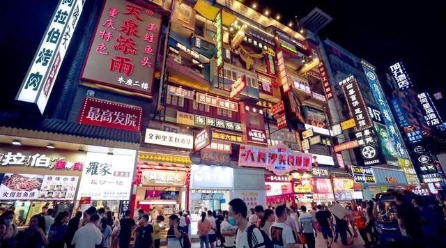 没想到地摊竟然还能这么摆？长沙最全的摆摊攻略都在这里了