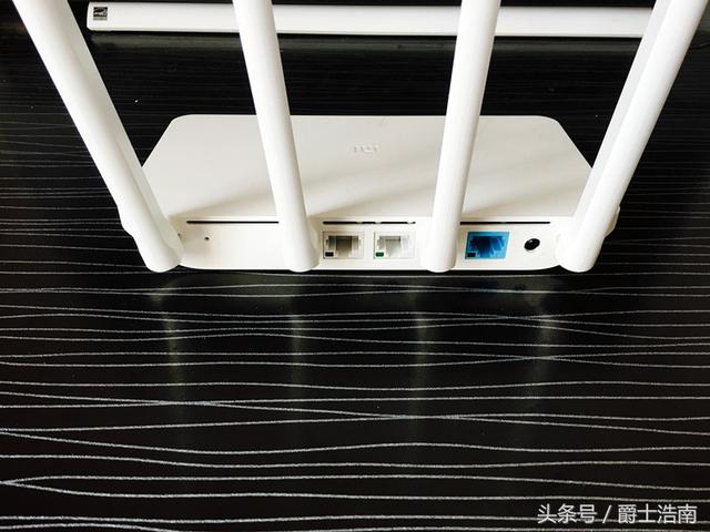 49元的小米路由器3c开箱体验：好看就好用吗？