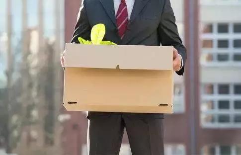 员工提出离职，这3件事情老板千万不能做，否则后果大的去了