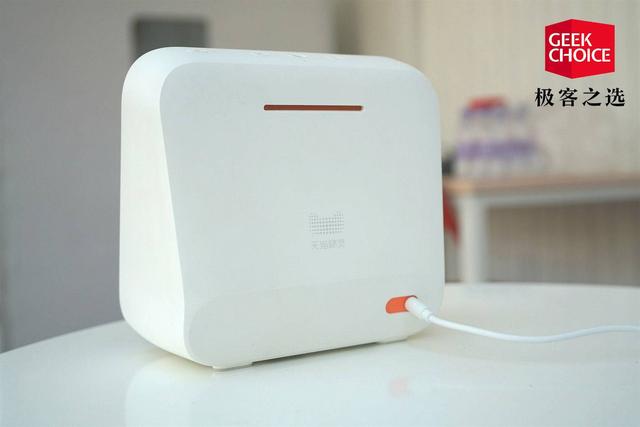 天猫精灵 CC 评测：一台更适合全家使用的智能音箱