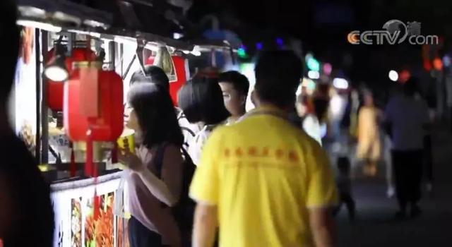 《岳阳摆摊地点》新鲜出炉！你要转行摆地摊吗？