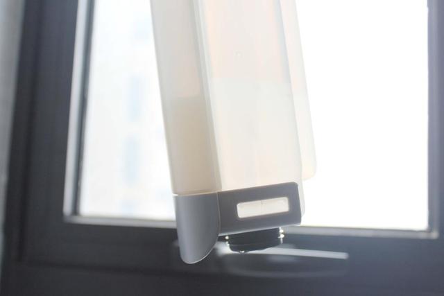 小米众筹又上新品，这款599元电动拖地机，让你轻松拖地不留死角