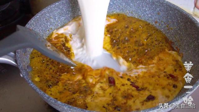 秘制麻辣烫，详细公开底料配方和做法，麻辣过瘾超解馋，香