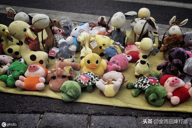 让你小成本也能赚大钱的地摊金货