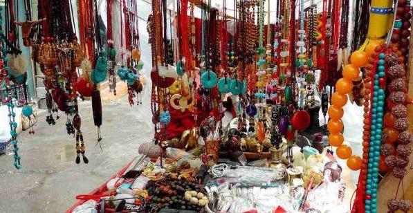 新手如何摆地摊，学会这八招，通过摆地摊赚第一桶金