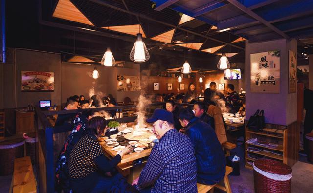 大学城的餐饮店这样引流！只用一个月，从入不敷出到收入高达8万