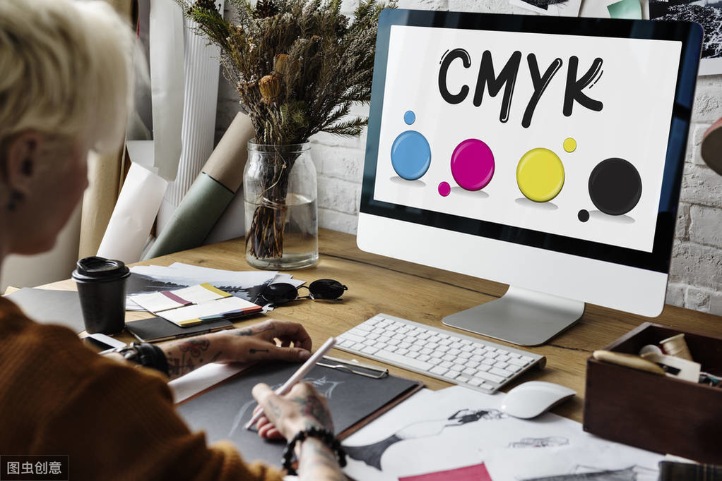 设计师想要挣钱做副业，今天把这些接单网站分享给你，在家也能做