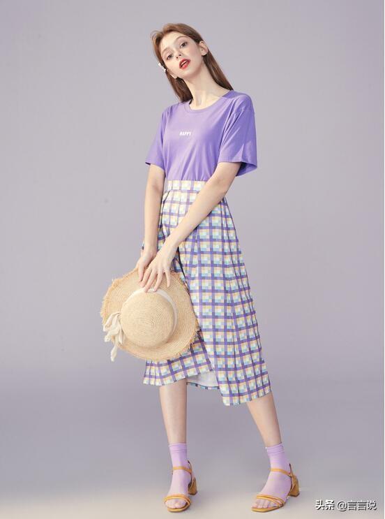 紫色上衣怎么搭配好看 不会搭显老图片