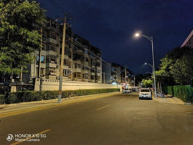 千元最值得购买的5G手机 荣耀X10 vs Redmi 10X