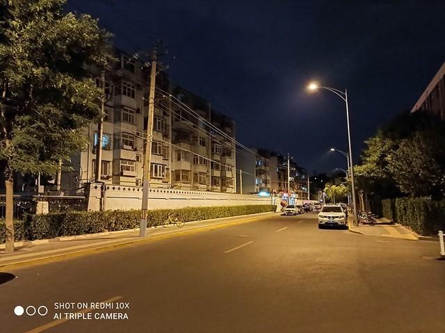 千元最值得购买的5G手机 荣耀X10 vs Redmi 10X