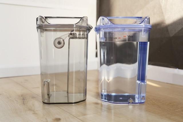 噱头还是痛点？首款“自清洁拖布”机器人评测