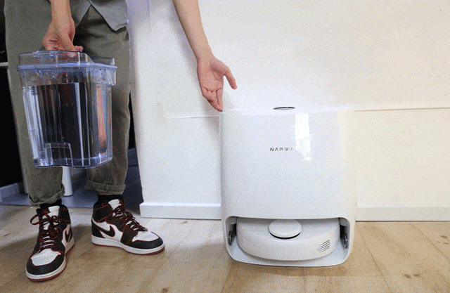 噱头还是痛点？首款“自清洁拖布”机器人评测