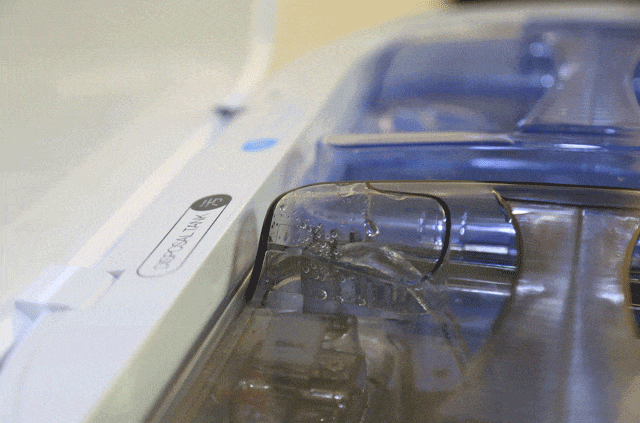 噱头还是痛点？首款“自清洁拖布”机器人评测