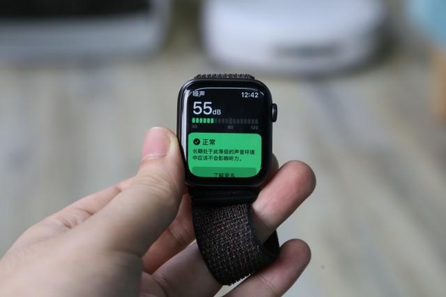 噱头还是痛点？首款“自清洁拖布”机器人评测