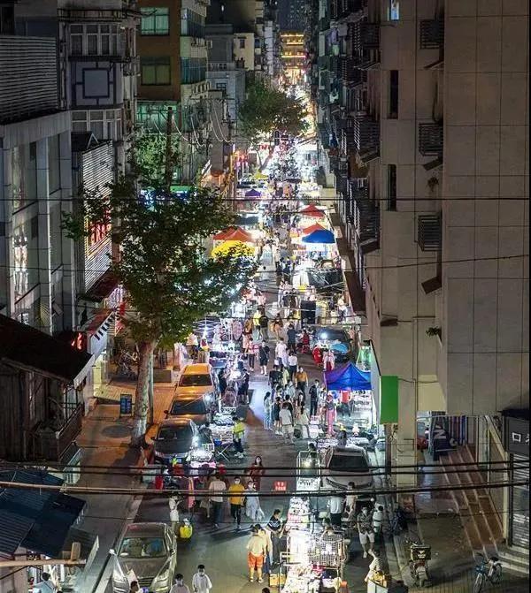 《岳阳摆摊地点》新鲜出炉！你要转行摆地摊吗？