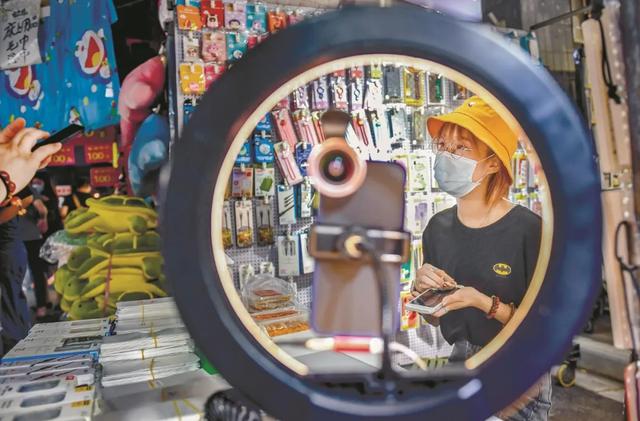 《岳阳摆摊地点》新鲜出炉！你要转行摆地摊吗？