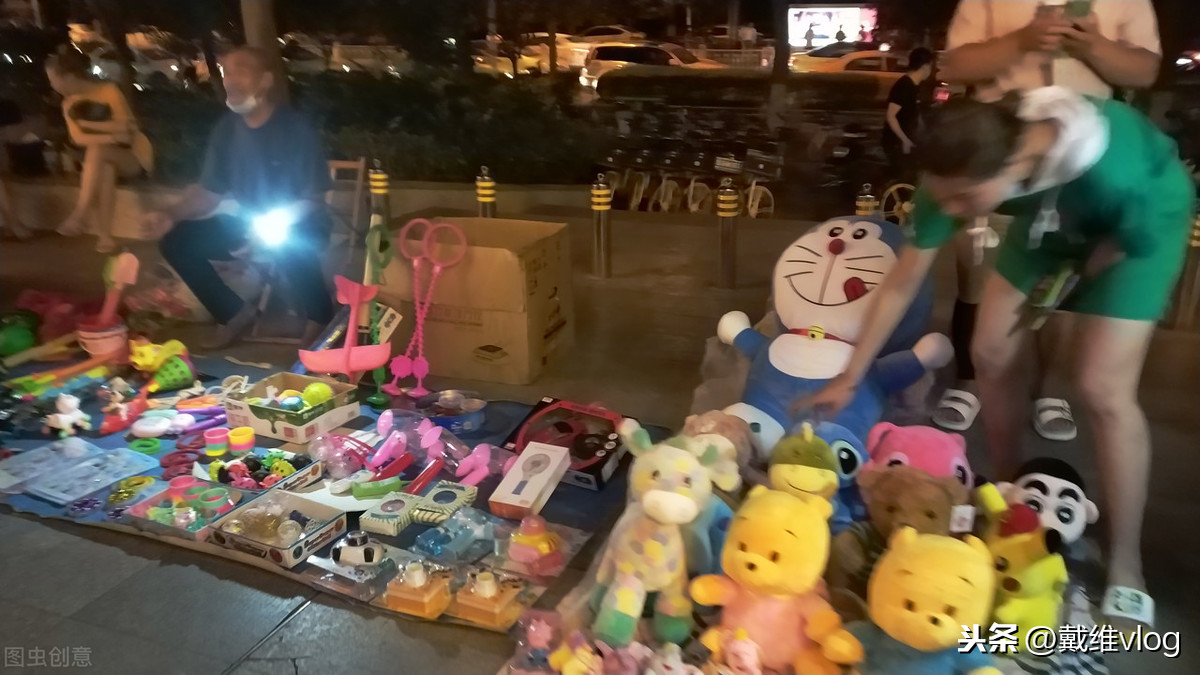 2020年地摊经济时代，地摊上卖这些会有人排队购买，成本低利润高