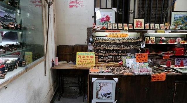 “摆摊吧，后浪”推荐几个地摊小项目，非常适合微创业人群