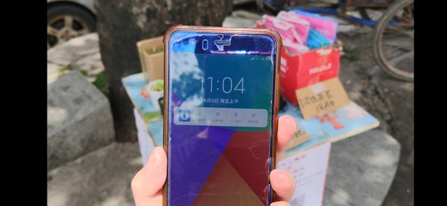 今天是摆无人售货摊的第五天，一起来看看今天赚了多少钱吧