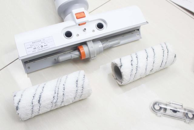 小米众筹又上新品，这款599元电动拖地机，让你轻松拖地不留死角