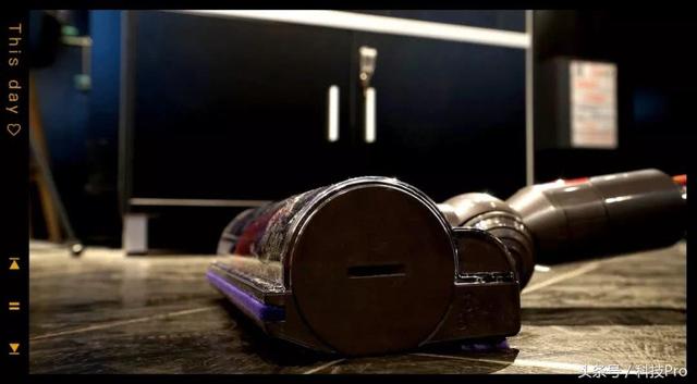 戴森V10 无绳吸尘器体验：爱上干家务的男人，很风骚