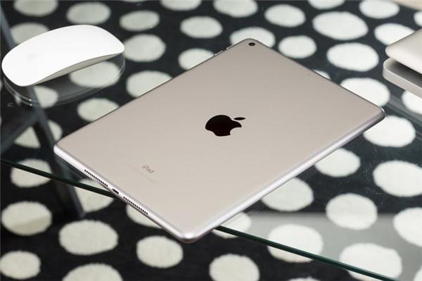 苹果第五代iPad大幅降价，32GB版不到1600元