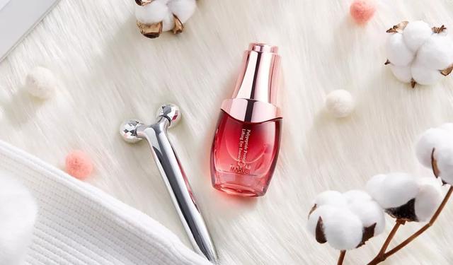 为什么明星专家医生达人纷纷种草这支眼霜？丸美多肽眼精华！