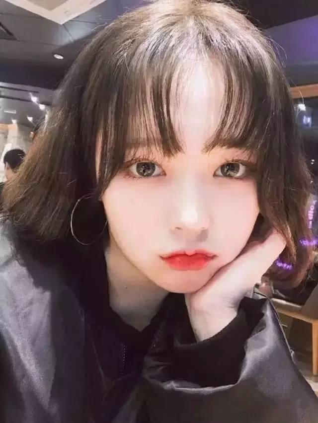 14张最流行的短发造型图，还是短发女生好看