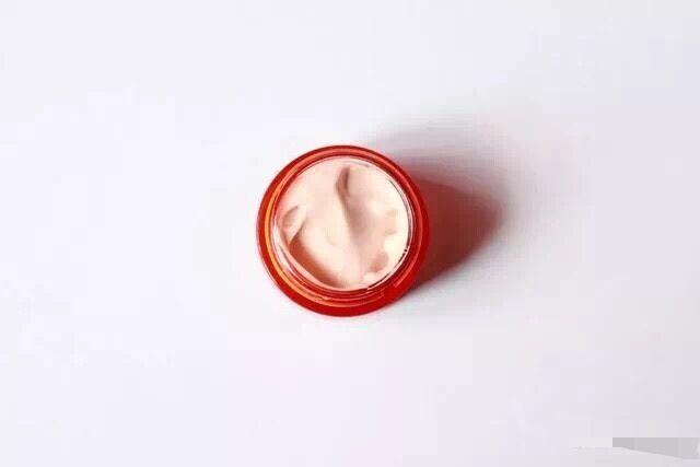 5款超高性价比的眼霜推荐，20岁还不涂就晚了