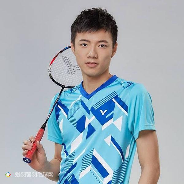 世界top20的球星都用哪个羽毛球拍，喜欢单打的必看！