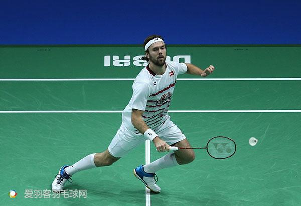 世界top20的球星都用哪个羽毛球拍，喜欢单打的必看！