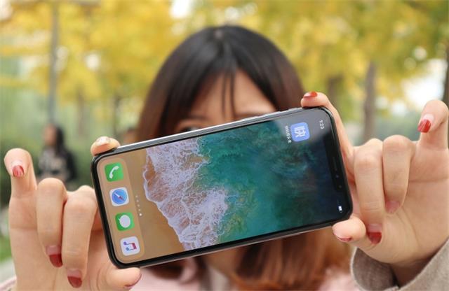 手机为什么会发烫？三个原因需了解，及时降温很必要