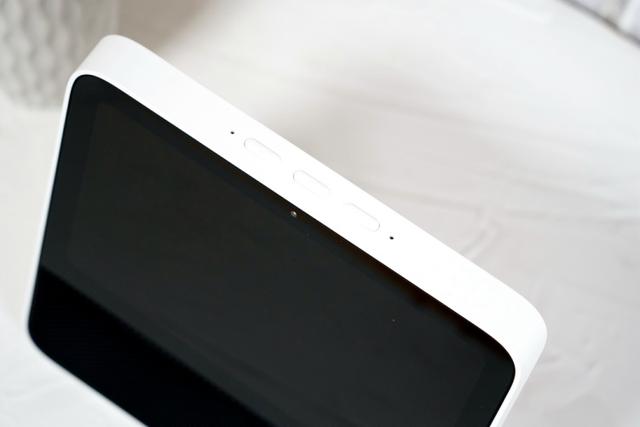 评测Redmi小爱触屏音箱8，体验下来有惊喜也有惊吓！