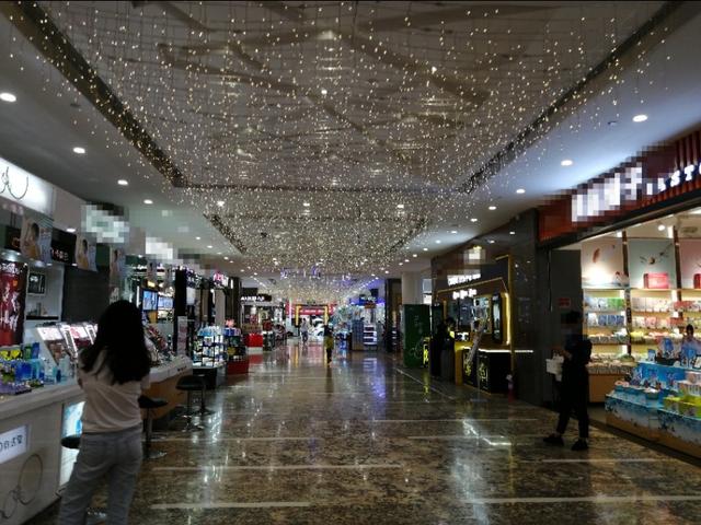 目前最赚钱的实体店有哪些？