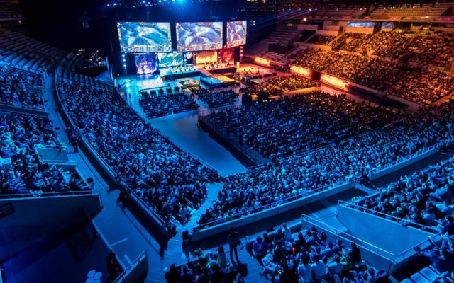 "不务正业”被正名背后：职业娱乐化进阶的AB人生