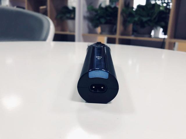 【开箱】不到100元，精致飞科FC5806理发器开箱：儿童成人都能用