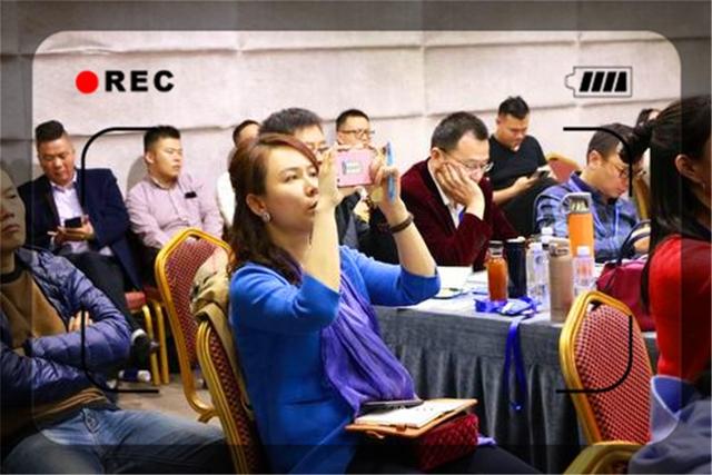 对于创业失败者来说，未来有哪些可以白手起家的行业，分析一下