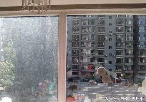 玻妞擦窗机器人好用吗？使用测评为你答疑