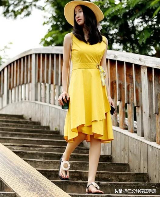 今夏最美的15款平底凉鞋都在这，舒服又好看，小仙女们都在穿