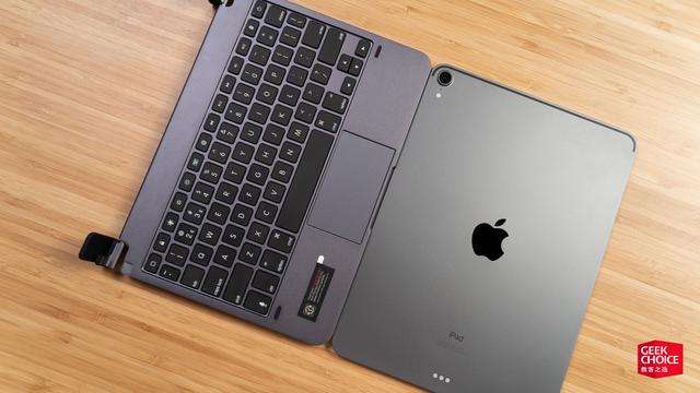 比苹果官方便宜一千块，这款带触控板的 iPad Pro 键盘体验如何？