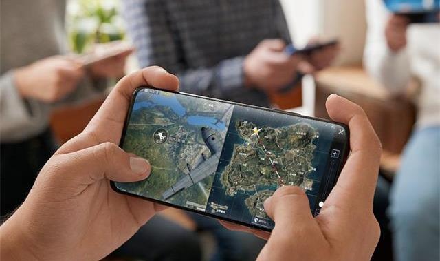 手机为什么会发烫？三个原因需了解，及时降温很必要