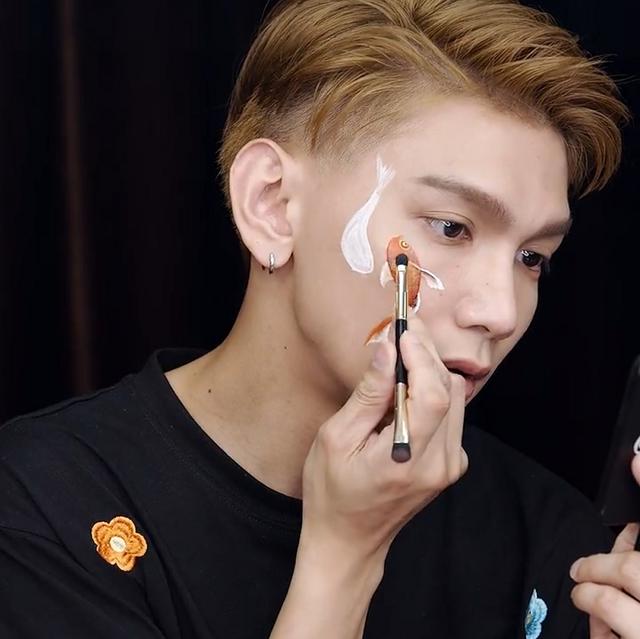 “仿妆一哥”仙姆，直播9小时卖5.8万单，背后两招引人深思