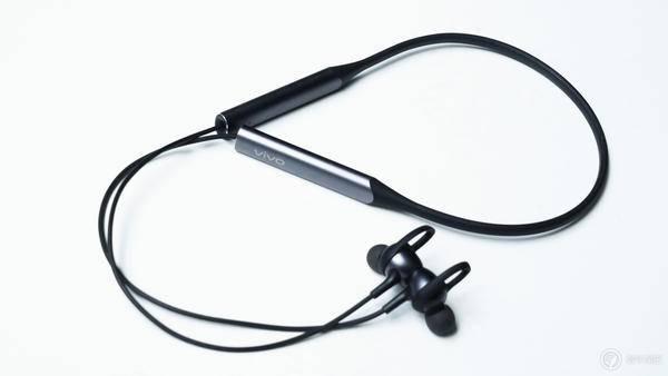 瑕瑜互见，vivo 无线运动耳机上手体验