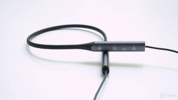 瑕瑜互见，vivo 无线运动耳机上手体验