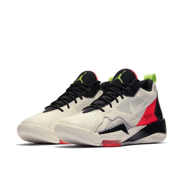 造型致敬 AJ7！Jordan 全新篮球鞋多款配色登场