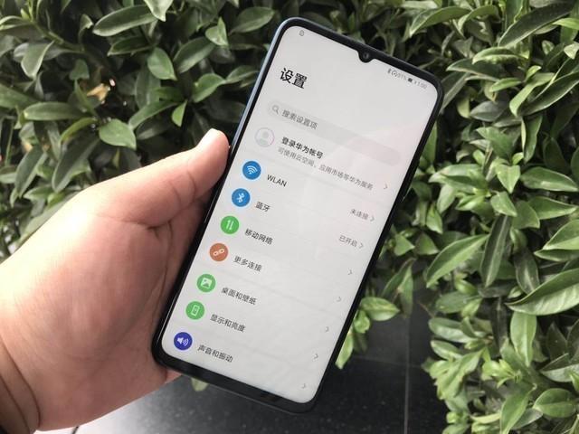 5G+大屏幕 荣耀X10 Max就是个追剧利器